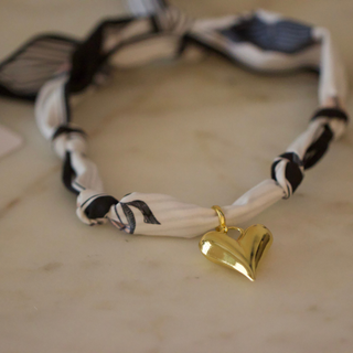 Golden Heart Scarf Bracelet – Black & White Scarf