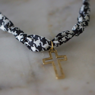 Houndstooth Cross Scarf Necklace