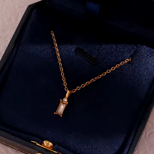 Evelyn Pendant Necklace ~ 18k Gold Plated Stainless Steel