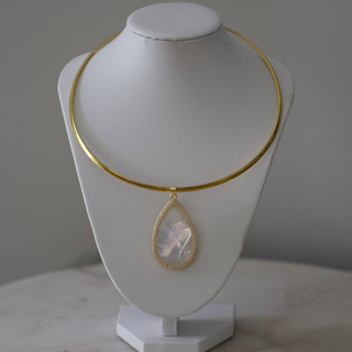 Mother of Pearl Teardrop Choker Necklace