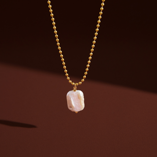 Willow Pearl Pendant Necklace